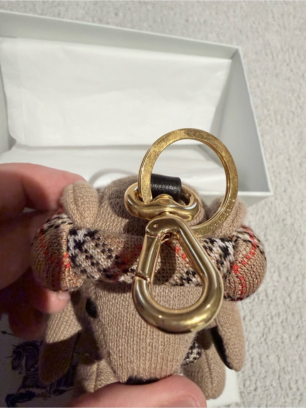 New Burberry Thomas Bear Charm Sand with scarf and earmuffs - Picture 5 of 9